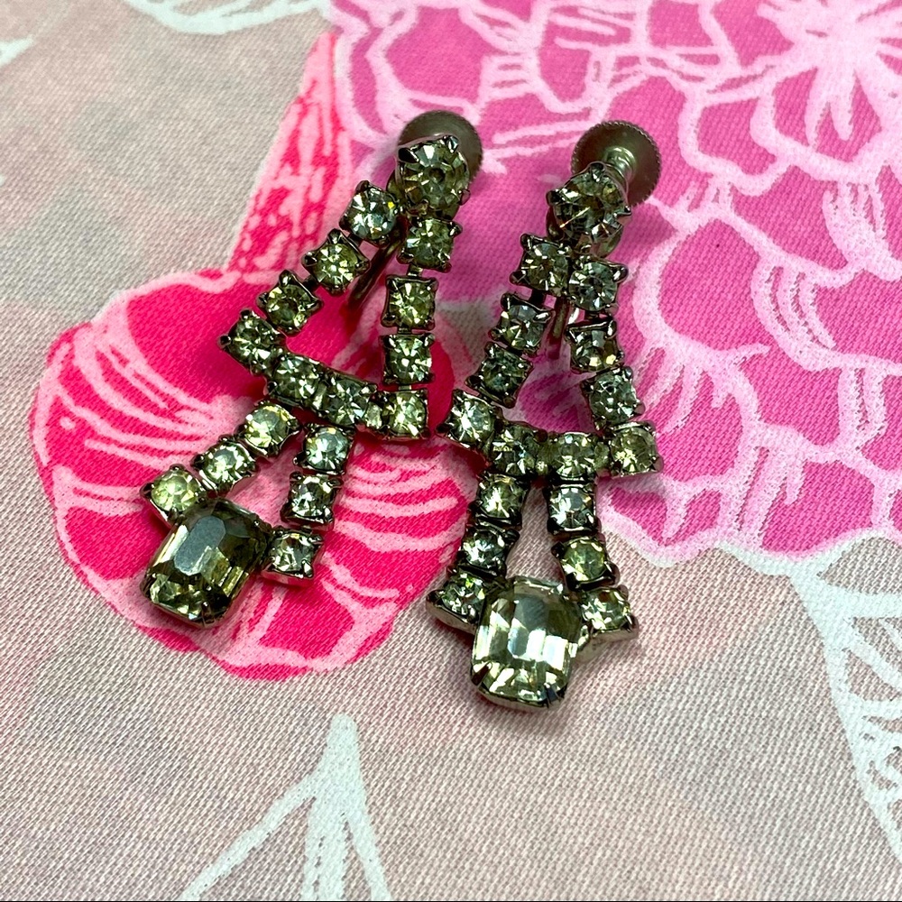•vintage• Rhinestone Screw-back dangle Earrings